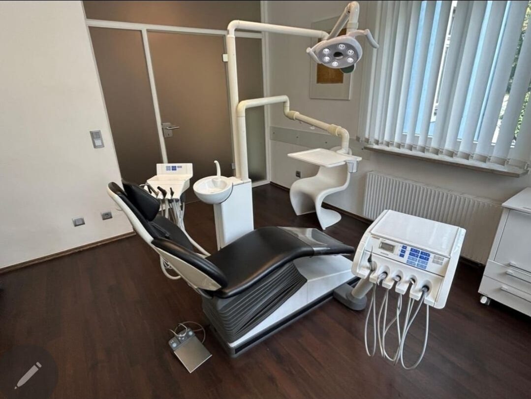 Sirona C4+ Behandlungseinheit – 2021 überholt – werkstattgeprüft | 376897