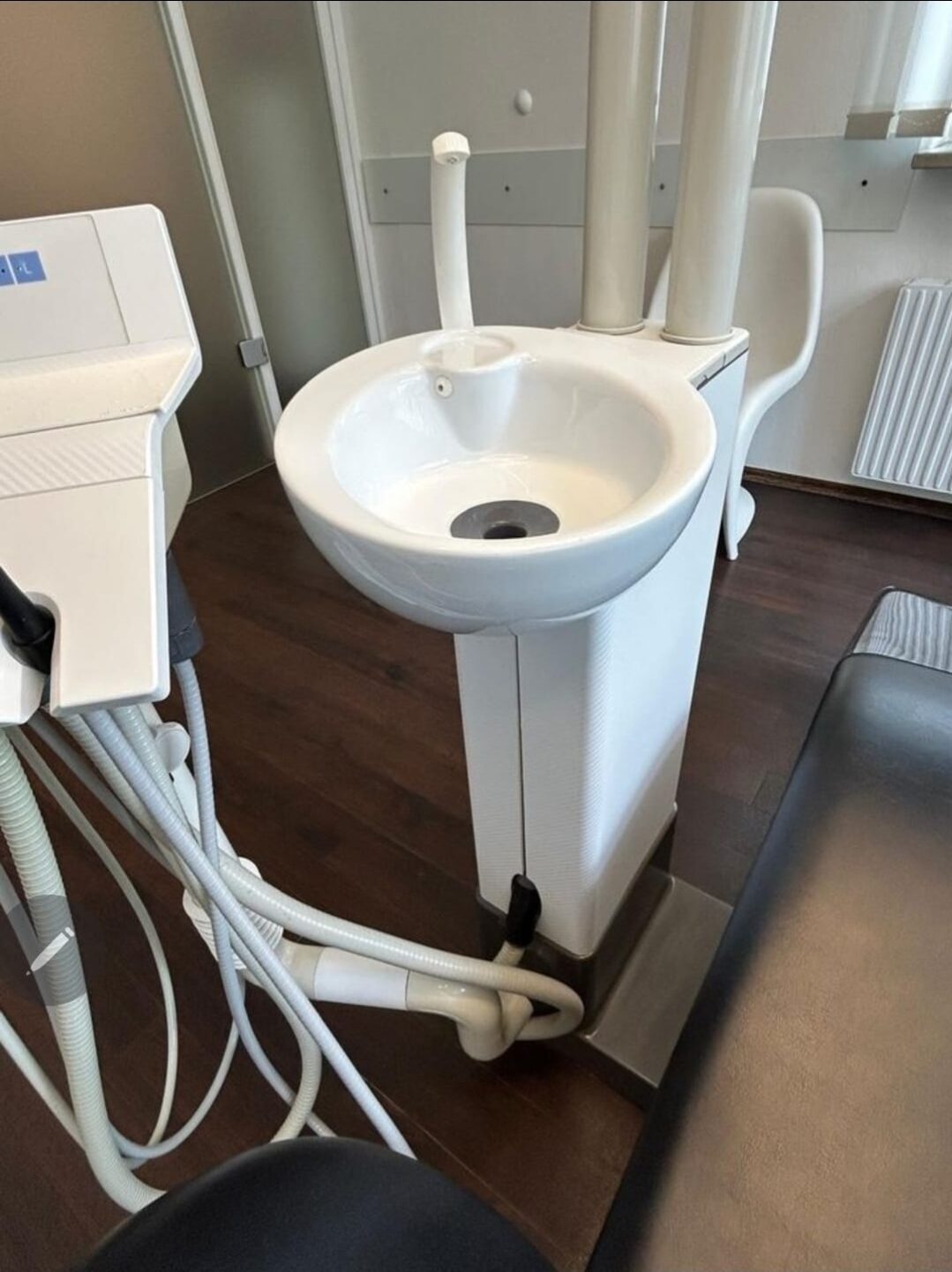 Sirona C4+ Behandlungseinheit – 2021 überholt – werkstattgeprüft | 376902