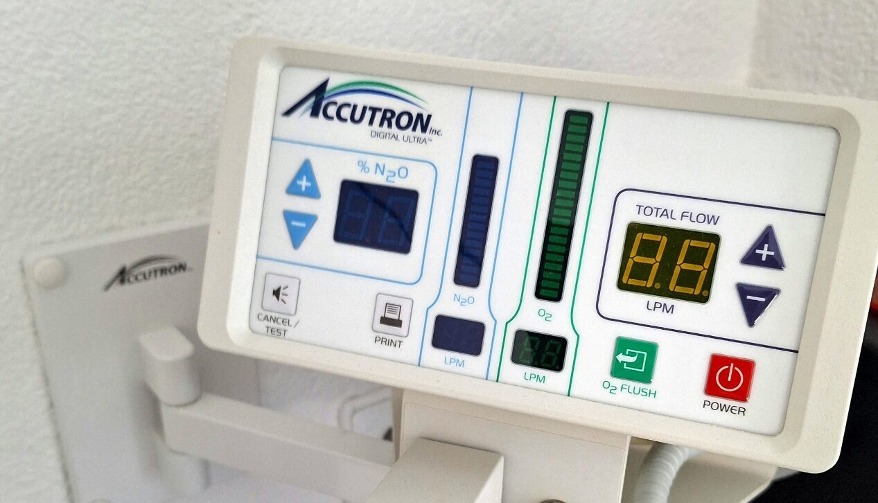 Lachgasgerät Accutron mit Zubehör | 376310