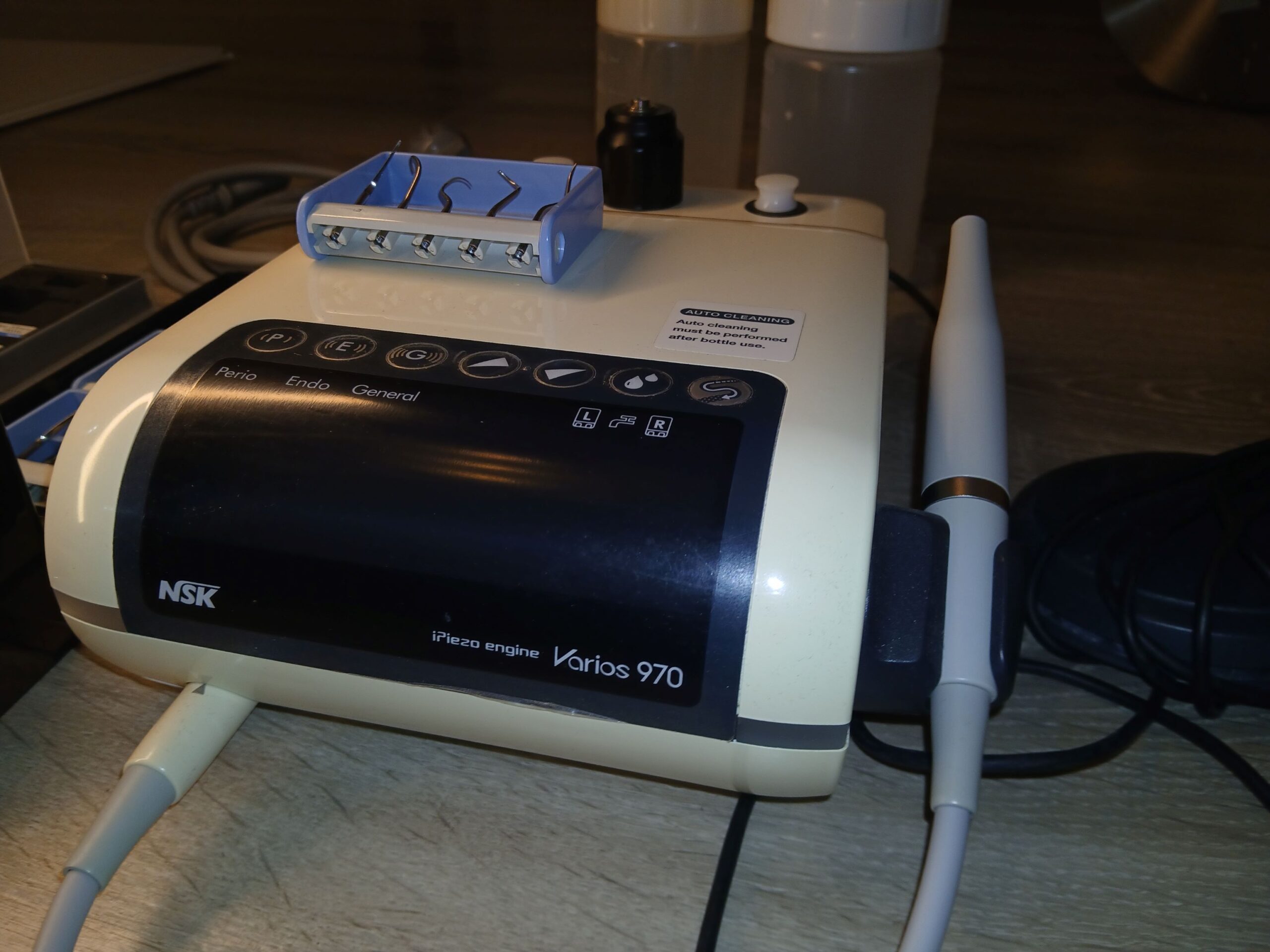 Ultraschallgerät NSK varios 970 +20 Spitzen + Endoset Paro Prophylaxe ZST Endo | 376673