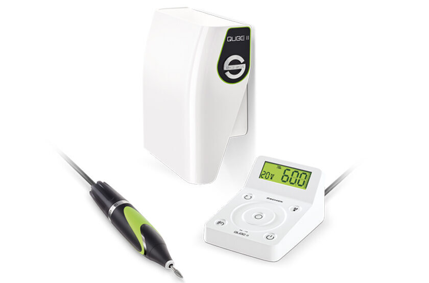Schick Qube II Technikmaschine mit Knie-Steuergerät | 373783
