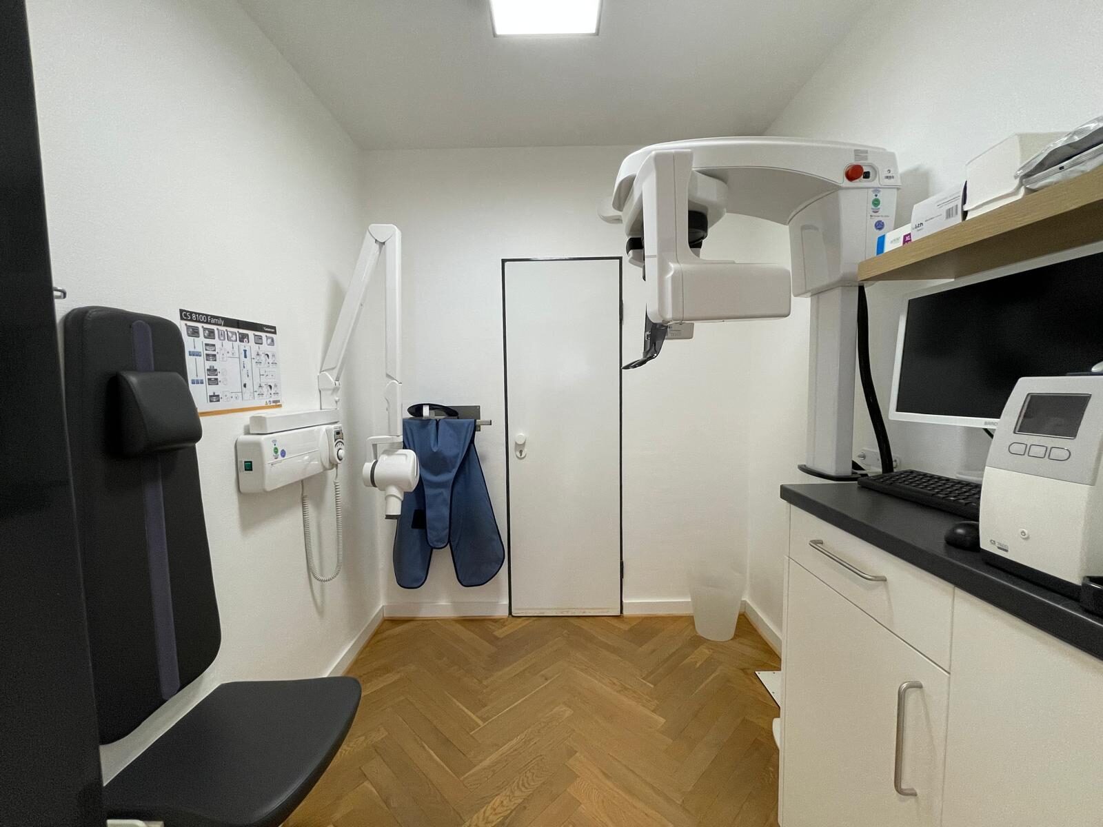 Moderne, digitalisierte Zwei- oder Mehrbehandlerpraxis mit Implantologie, Eigenlabor und CAD/CAM im Kreis Gütersloh auf 295qm | 376941