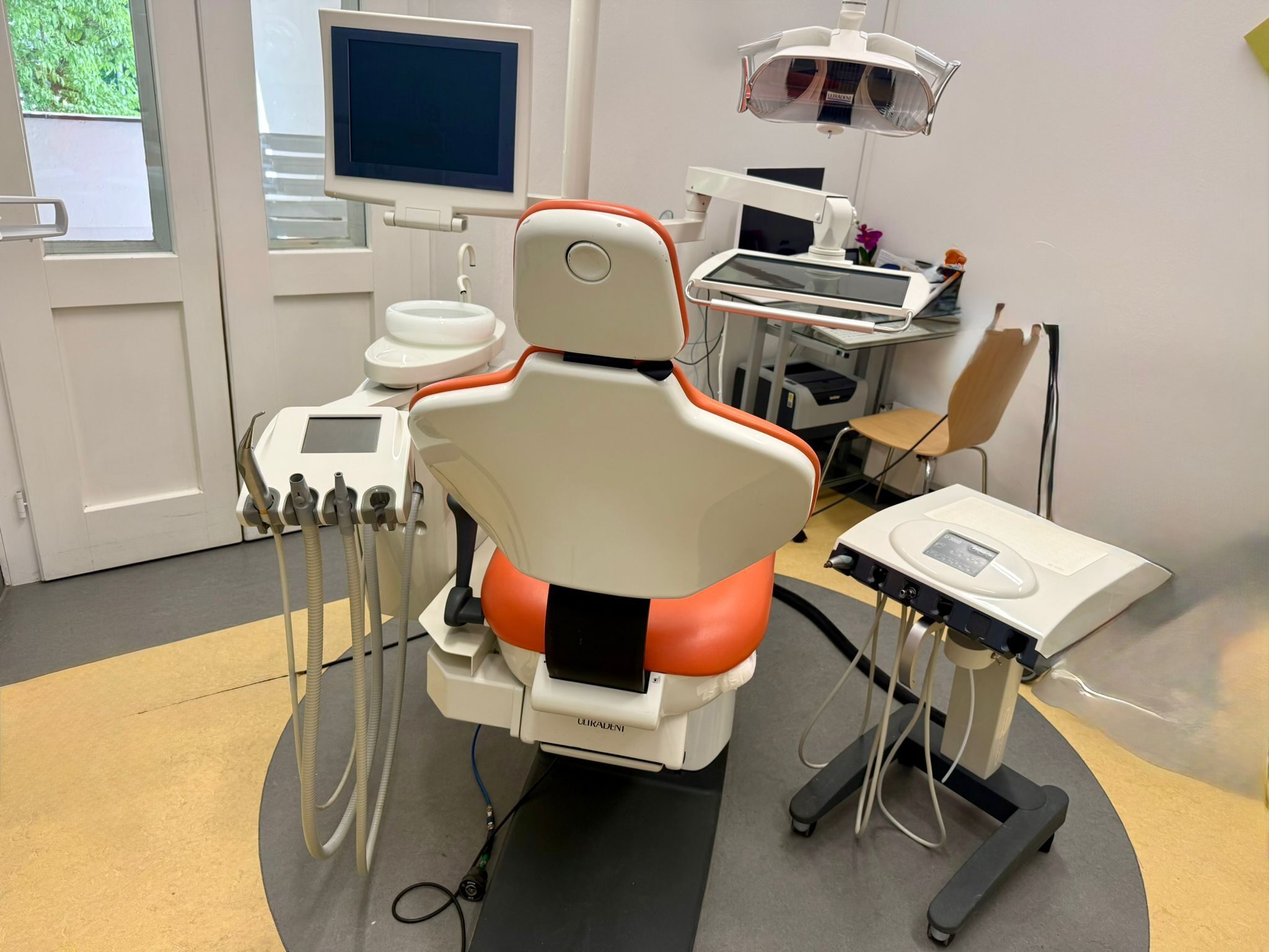Ultradent 3000/4 voll funktionsfähig, bis jetzt in Gebrauch, neue Behandlungsleuchte | 376749