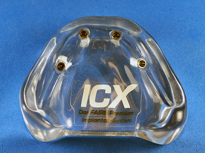 Plexiglas Modell mit ICX Modellanalogen | 377902
