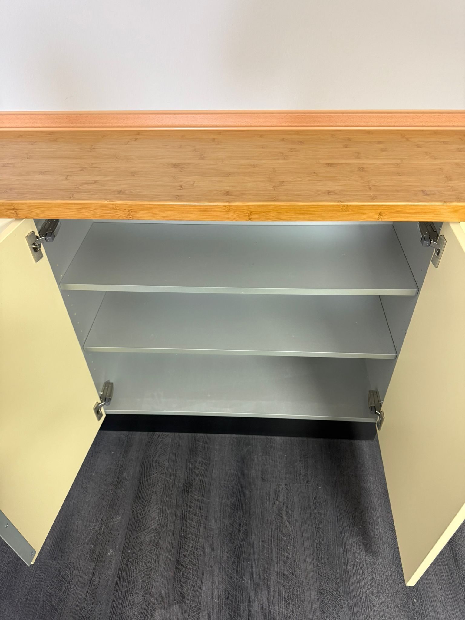 Freuding Arbeitszeile Aktenschrank Matereallager Schmall Bambus Arbeitszeile TOP | 383182