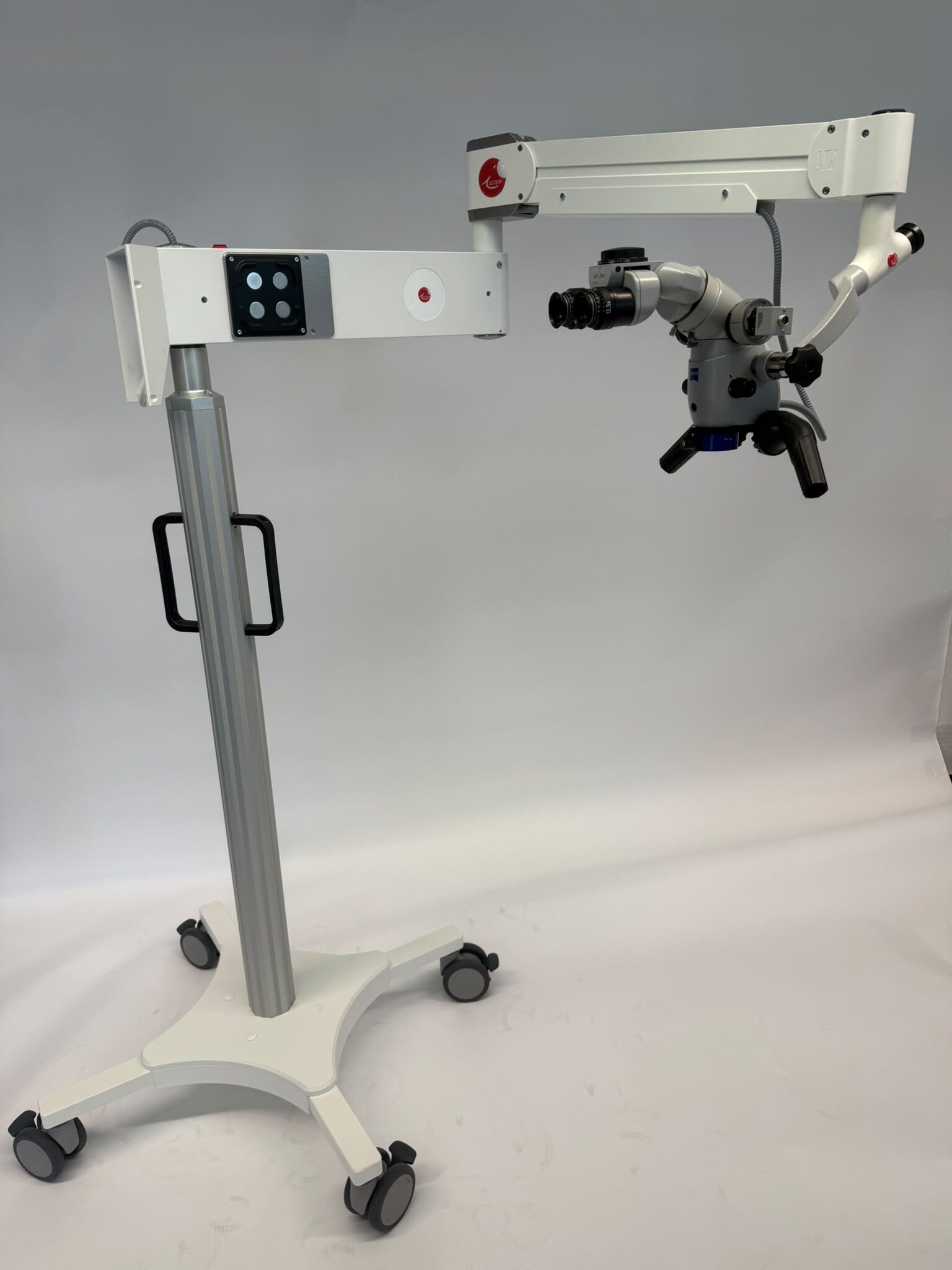 Dental Mikroskop ZEISS OPMI pico auf Jadent Bodenstativ mit Zeiss HD kamera | 383666