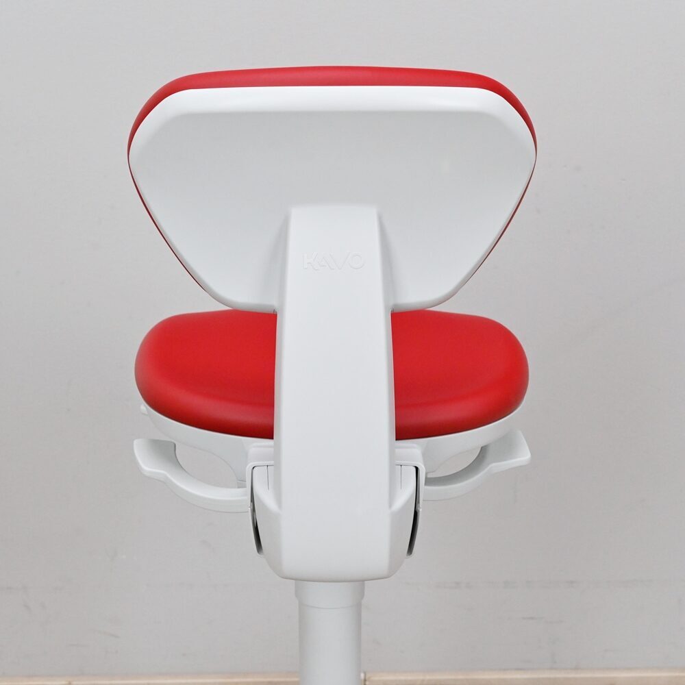 Kavo PHYSIO Evo Arzthocker in Chili Ausstellungsstück | 383243