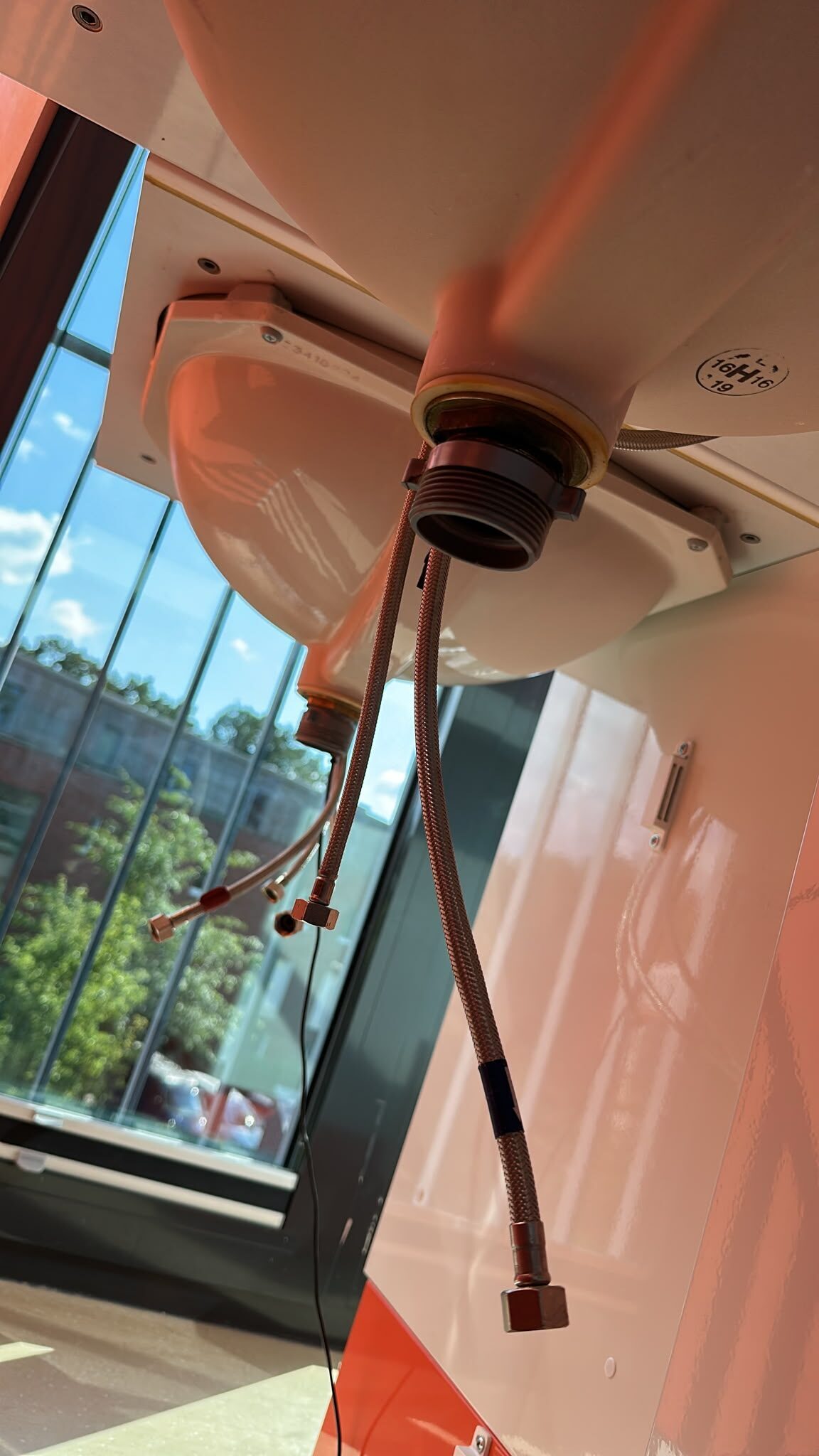 Dentalart POP! Möbel fur Praxis mit medizinische Sensor-Armatur | 381292