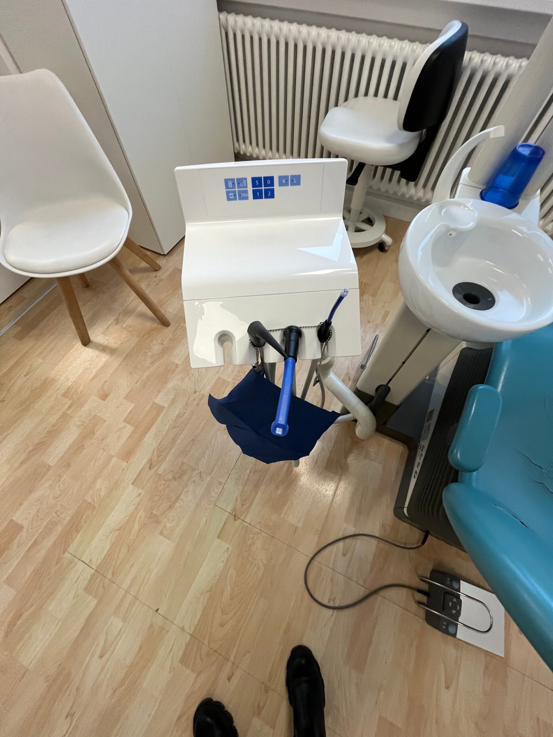 Behandlungseinheit Sirona C4+ Baujahr 2003 | 380777