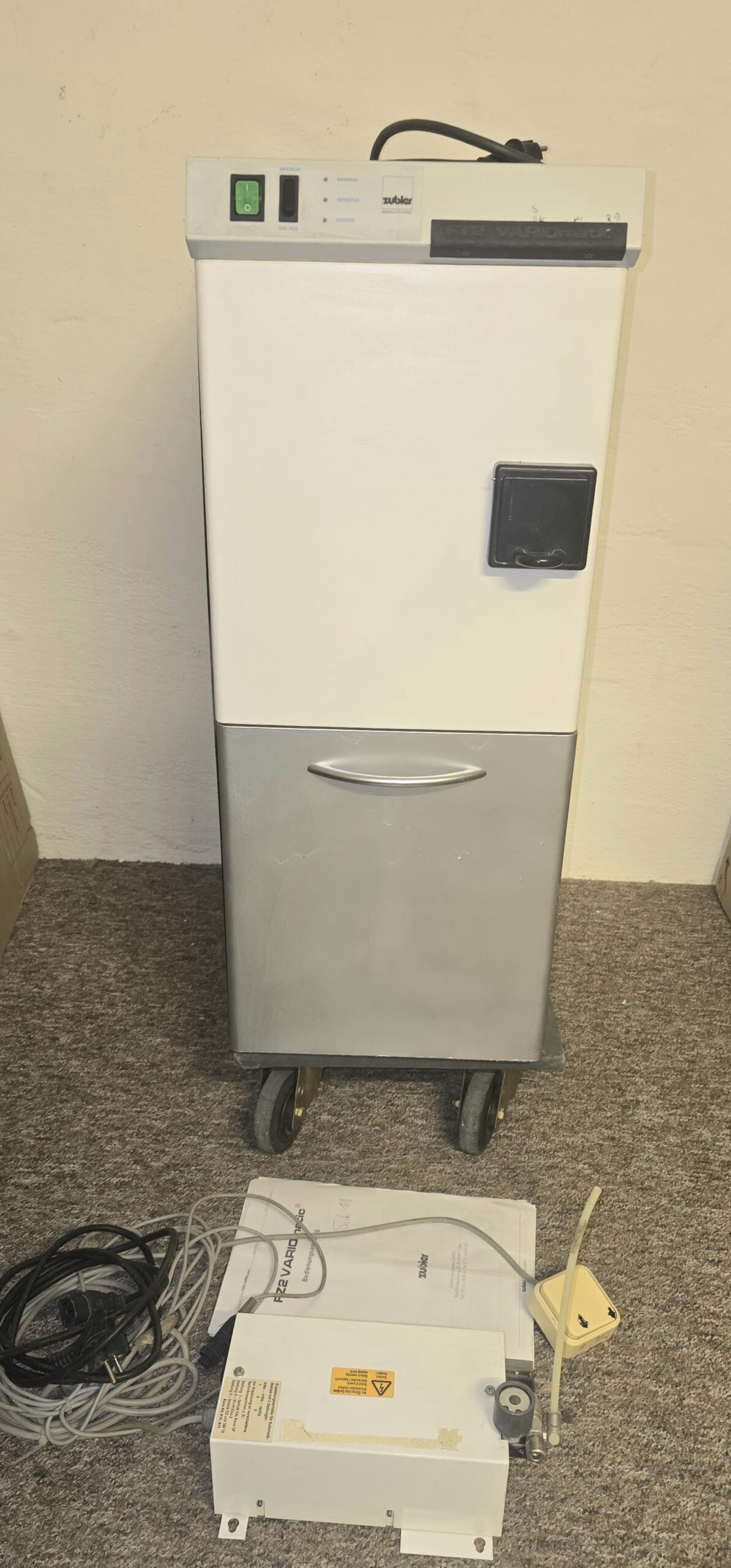 Zubler FZ2 VARIOmatic Vakuum-/Absauganlage mit Anleitung, Schläuchen & Kabel | 384564