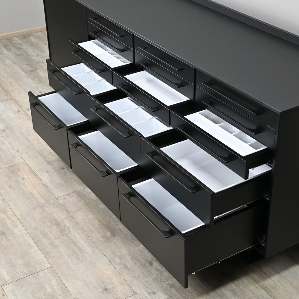 Edarredo E03 Monocolore Design Dental Behandlungszeile Schrankzeile aus Stahl | 384416