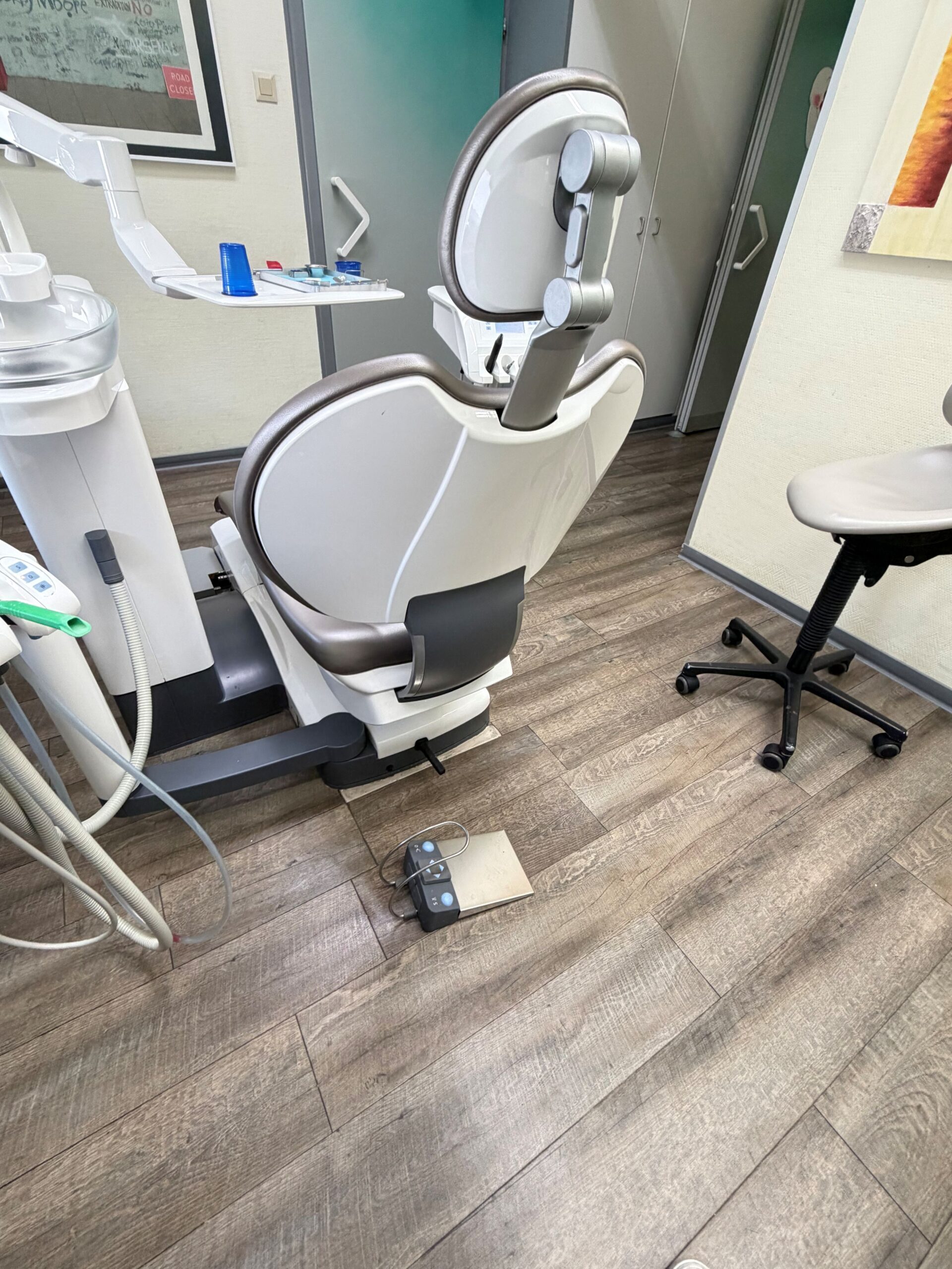 Sirona Sinius TS Behandlungseinheit top gepflegt, ab 09.2026 verfügbar | 385005