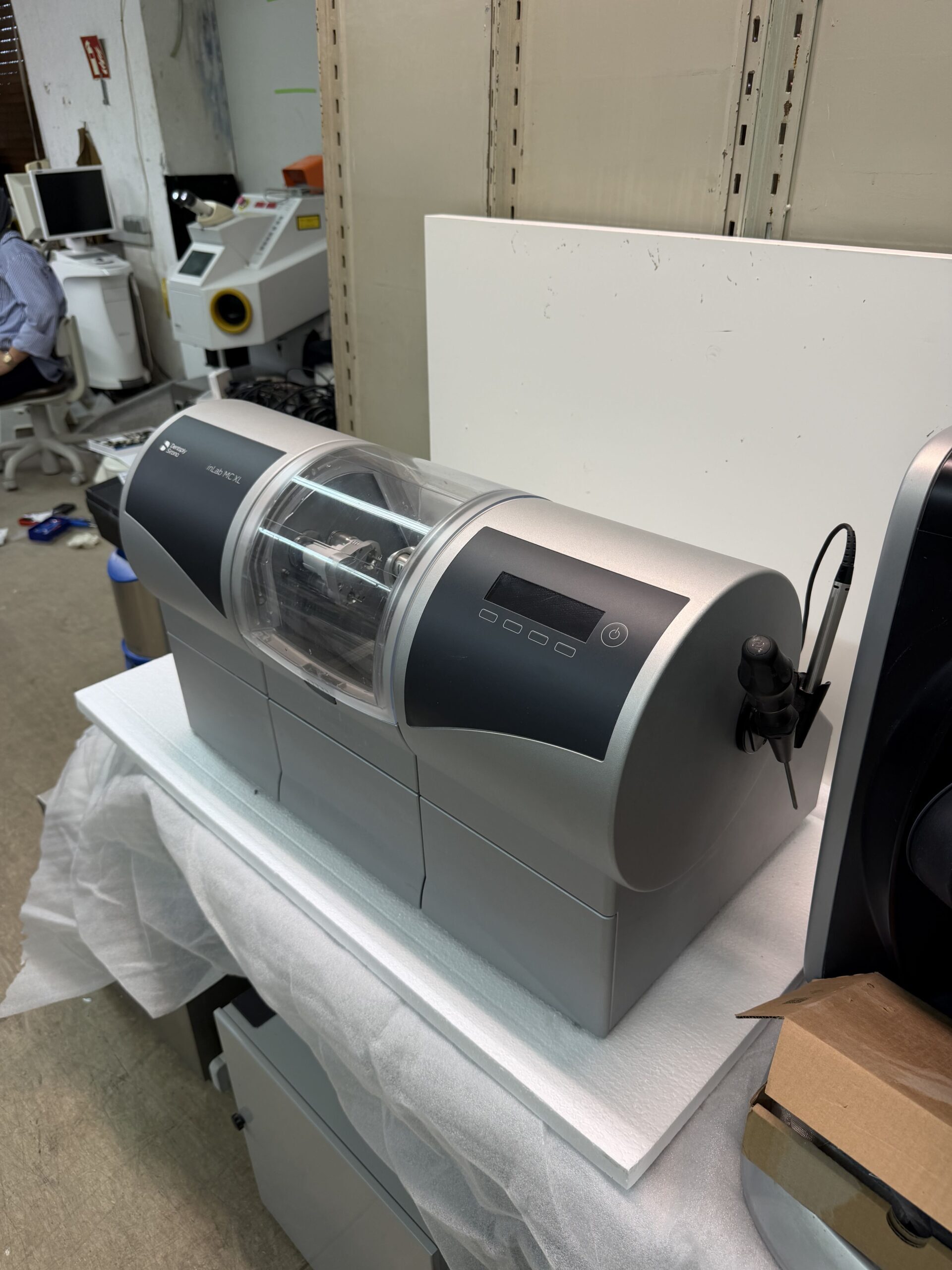 Dentsply Sirona inLab Premium MC XL Schleif- und Fräseinheit | 385445