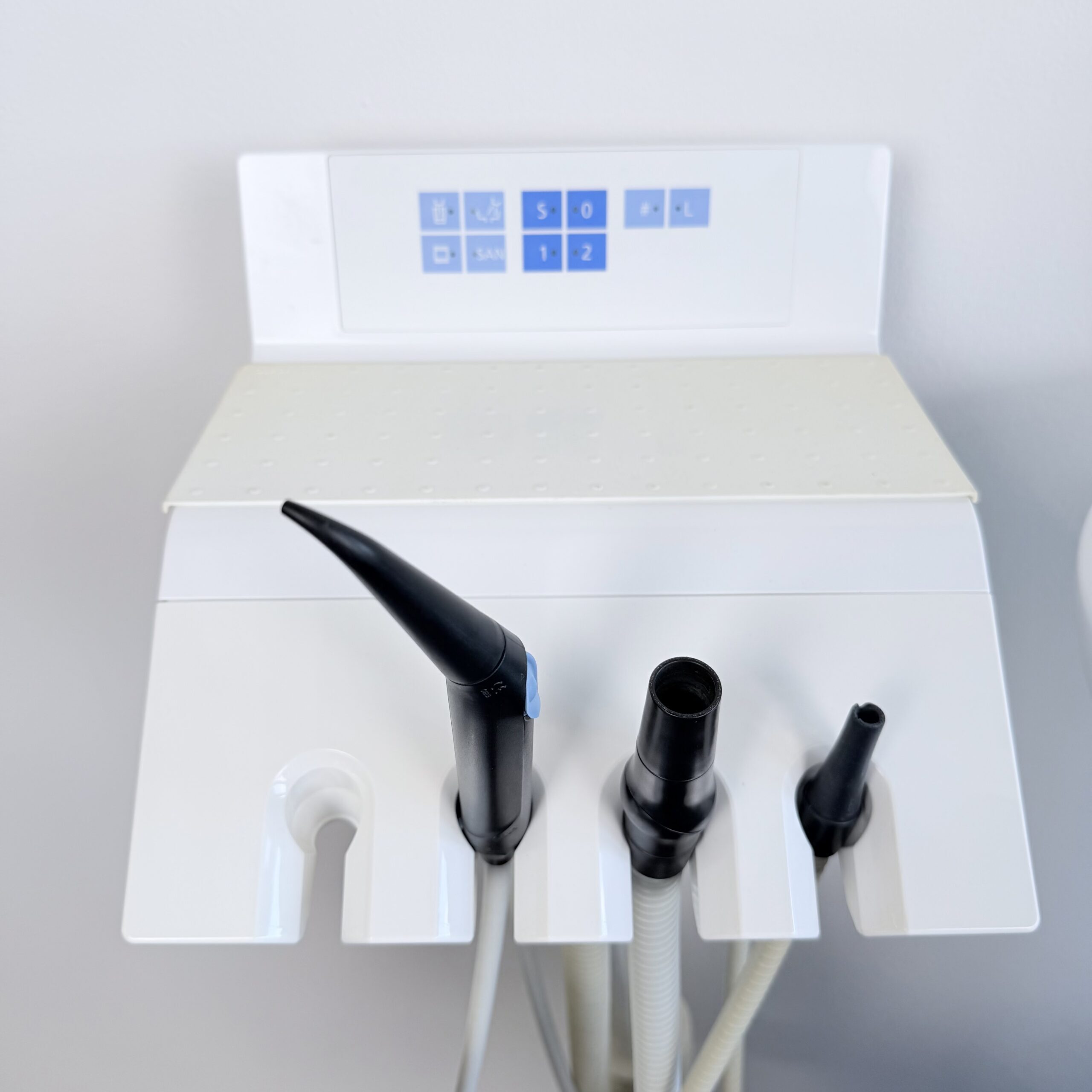 Sirona C4+ Behandlungseinheit, gebraucht geprüft und gewartet inkl. 6 Monate Gewährleistung | 385015