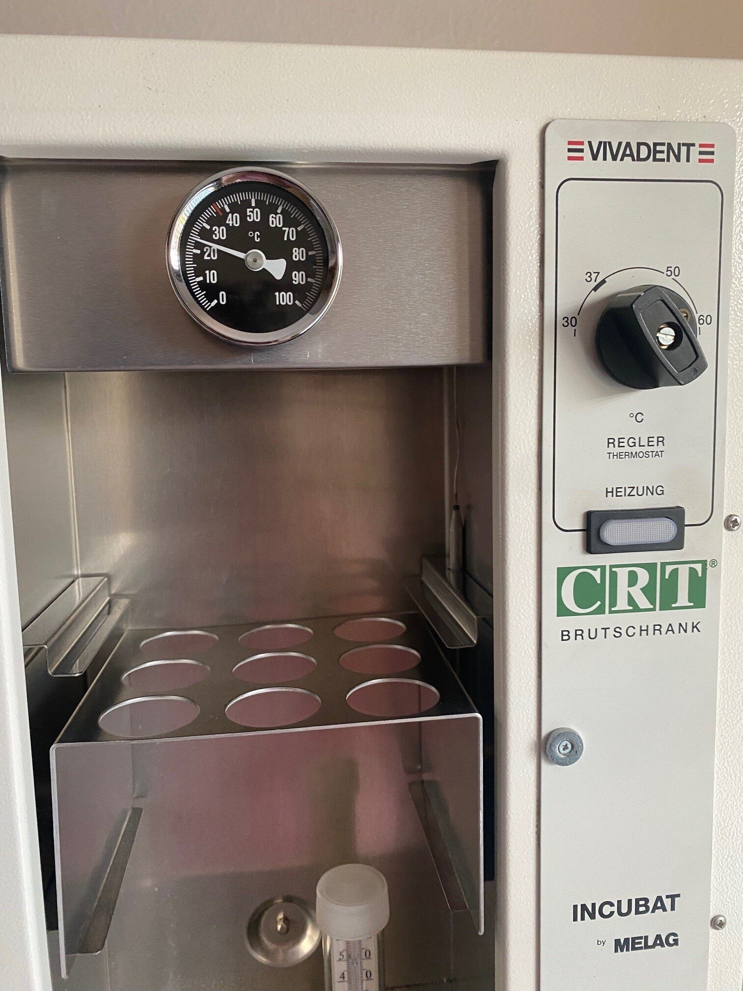 Brutschrank / Inkubator mit Thermostatregler von Melag | 384516