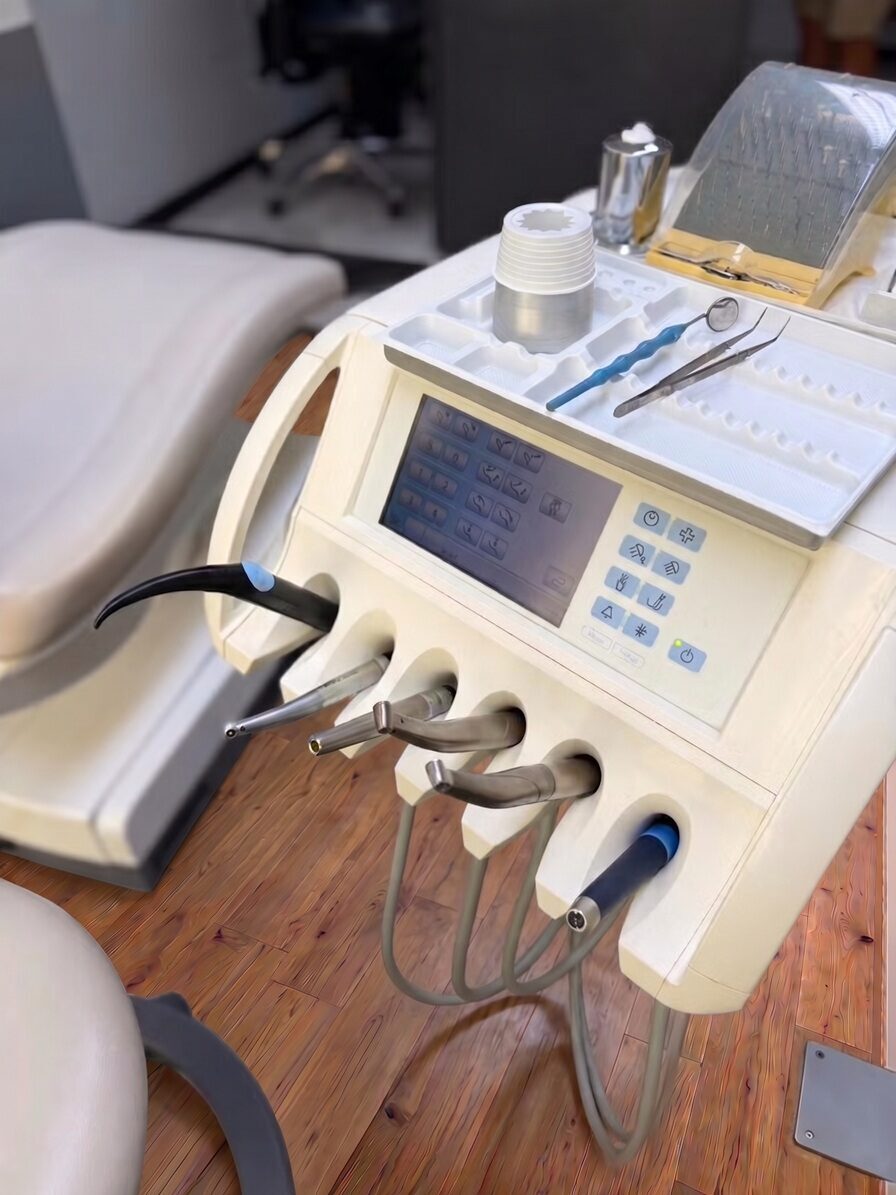 Sirona Teneo Bj. 2011 inkl. LEDview OP-Lampe – generalüberholt – inkl. Gewährleistung | 385170