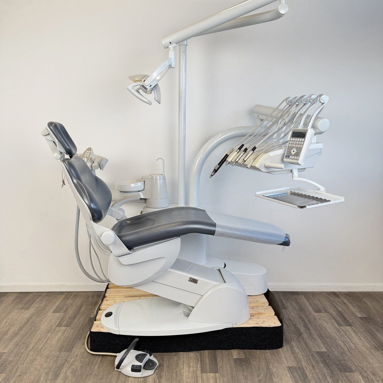 Kavo ESTETICA E50 S Behandlungseinheit gebraucht voll funktionsfähig | 386905