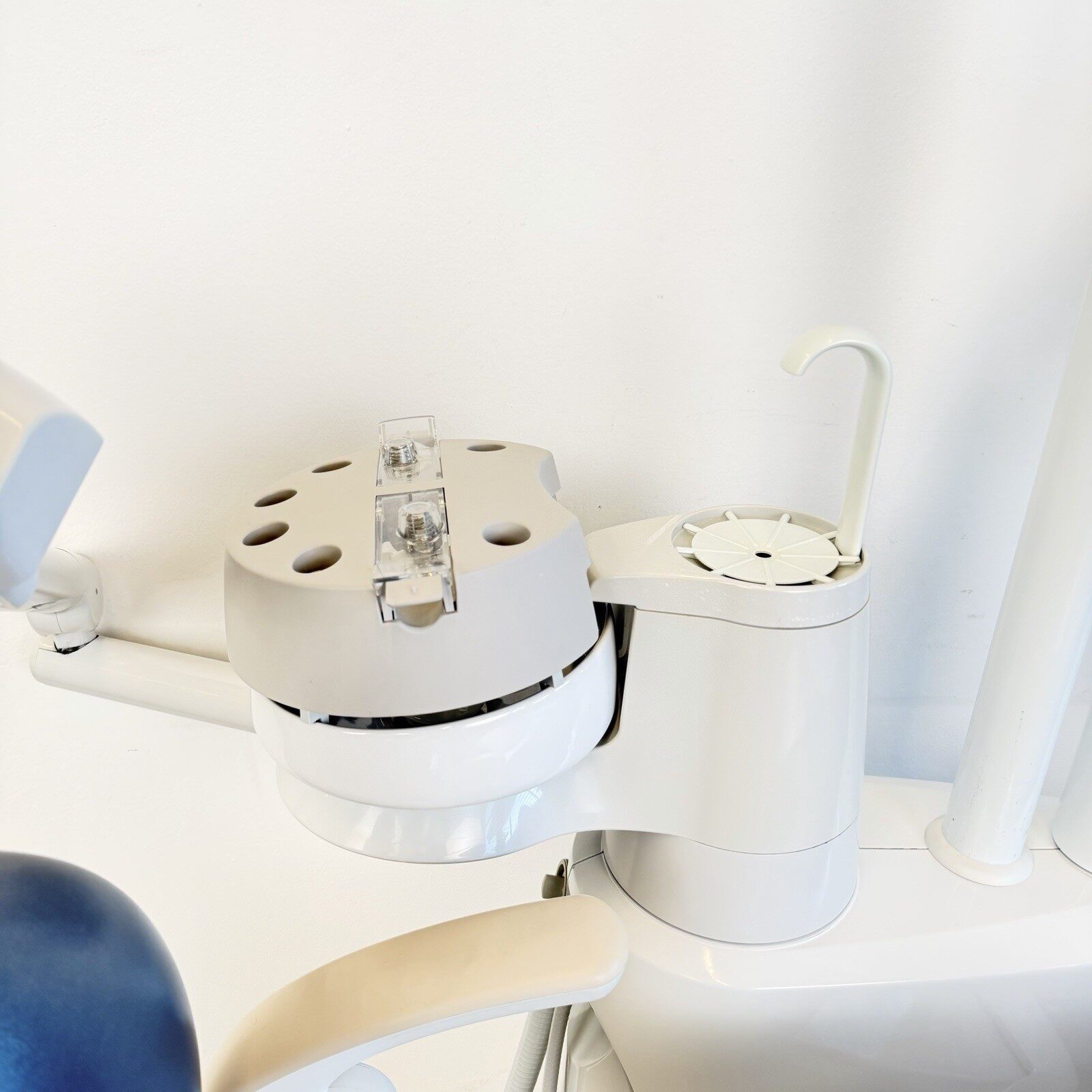 Kavo ESTETICA E50 S Behandlungseinheit gebraucht voll funktionsfähig | 386908