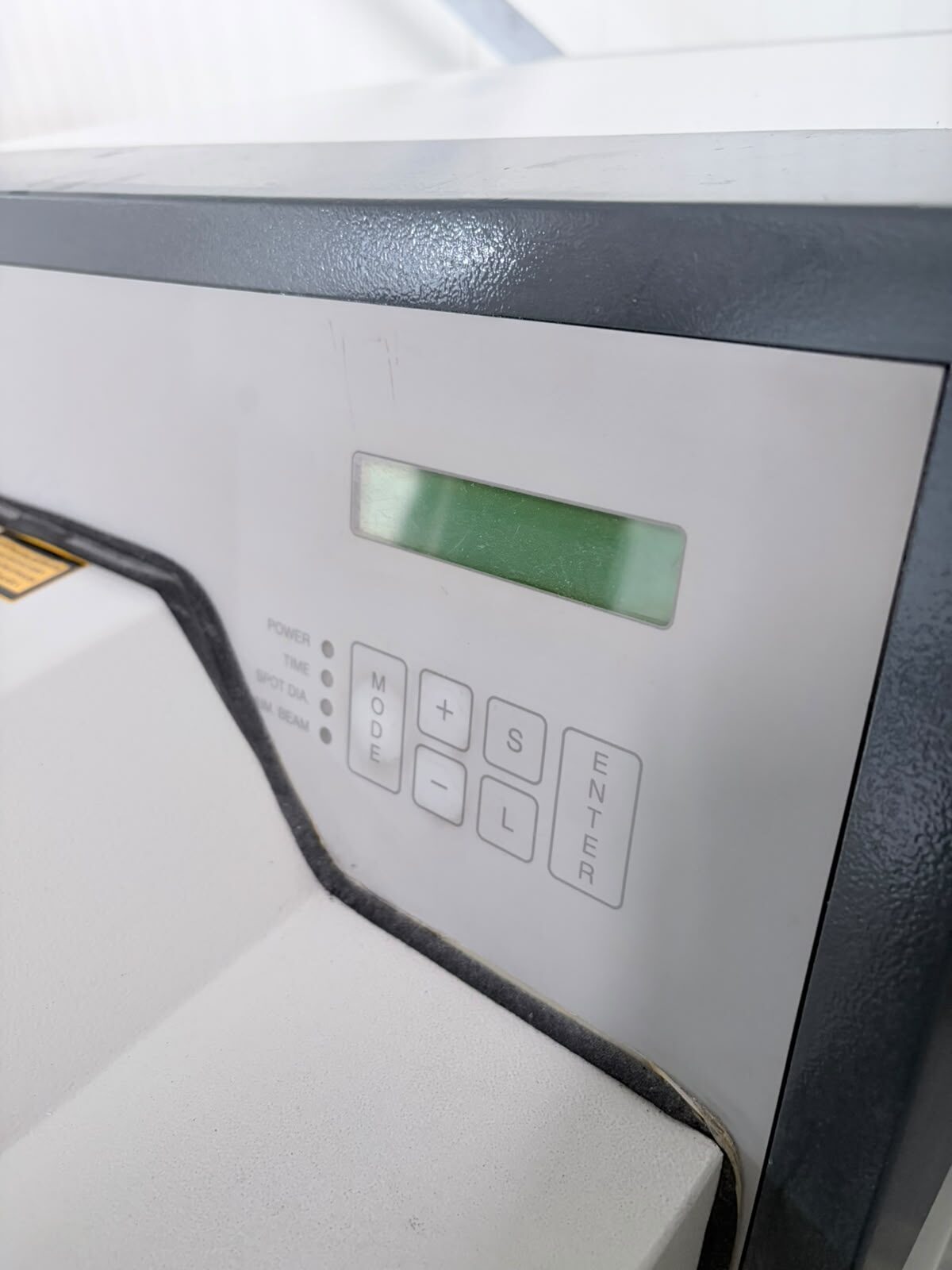 TwinYAG Laserschweißgerät – generalüberholt – voll funktionsfähig | 385986