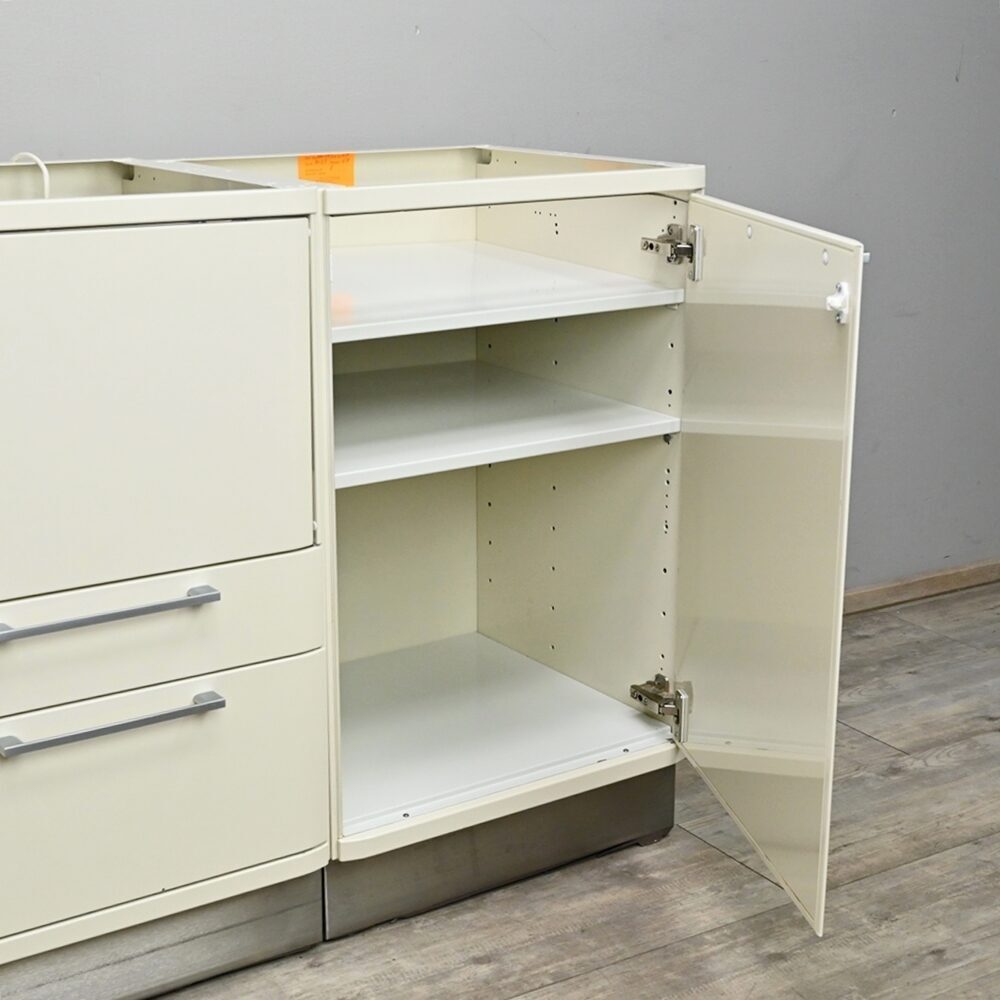Baisch 4er Behandlungszeile / Schrankzeile aus Stahl, gebraucht | 386201