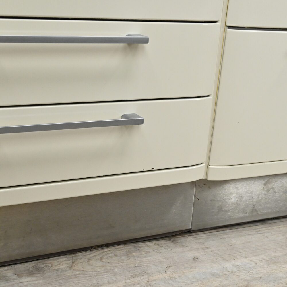 Baisch 5er Behandlungszeile / Schrankzeile aus Stahl, gebraucht | 386217