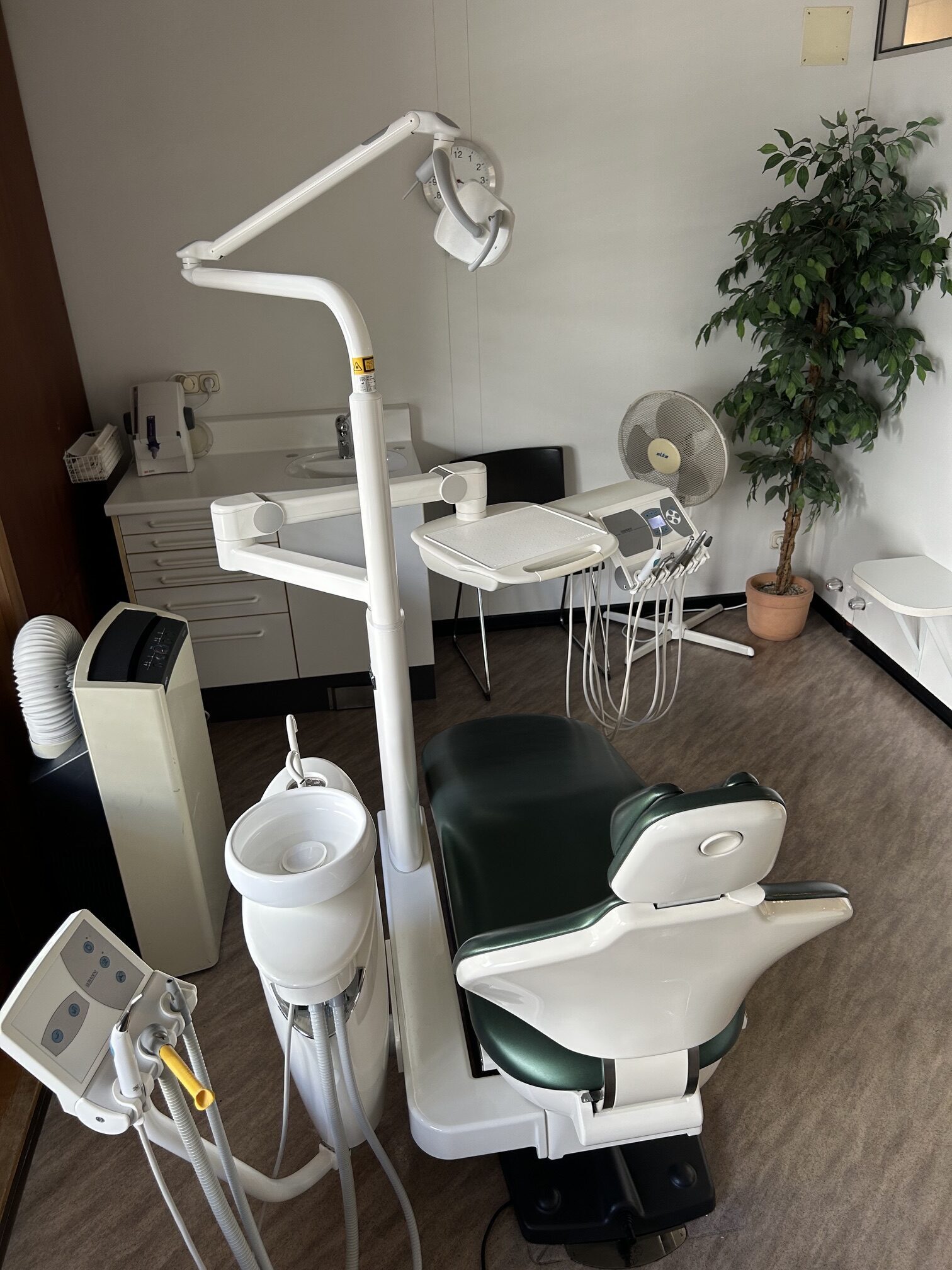 Ultradent G101 / UD2020 Behandlungseinheit – 2016 – aus Praxisauflösung | 387492