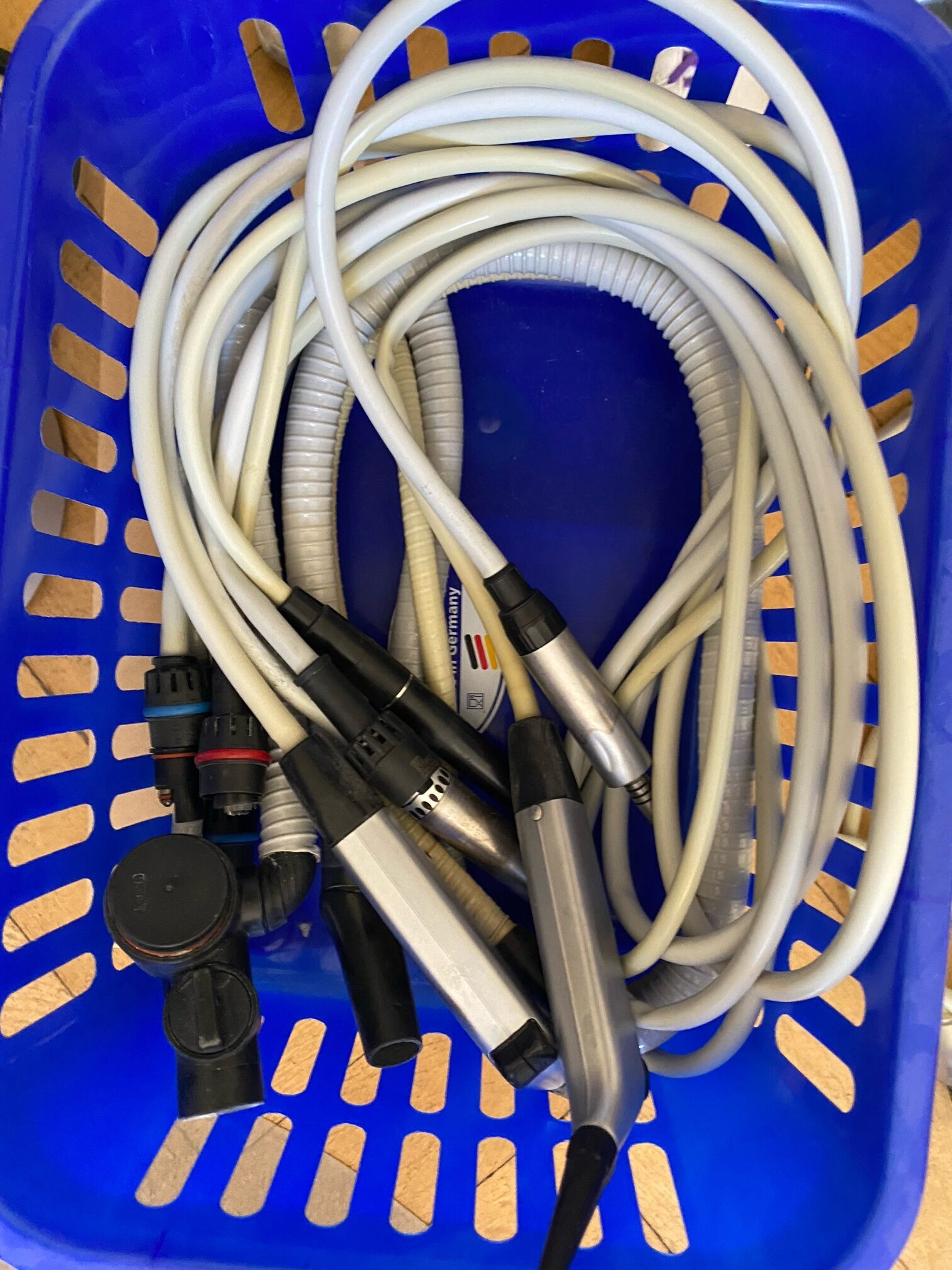 Siemens Sirona M1 –  Fussanlasser, 2x ZEG, 4x Sprayvit, 4x Motor incl. Schlauch | 385825
