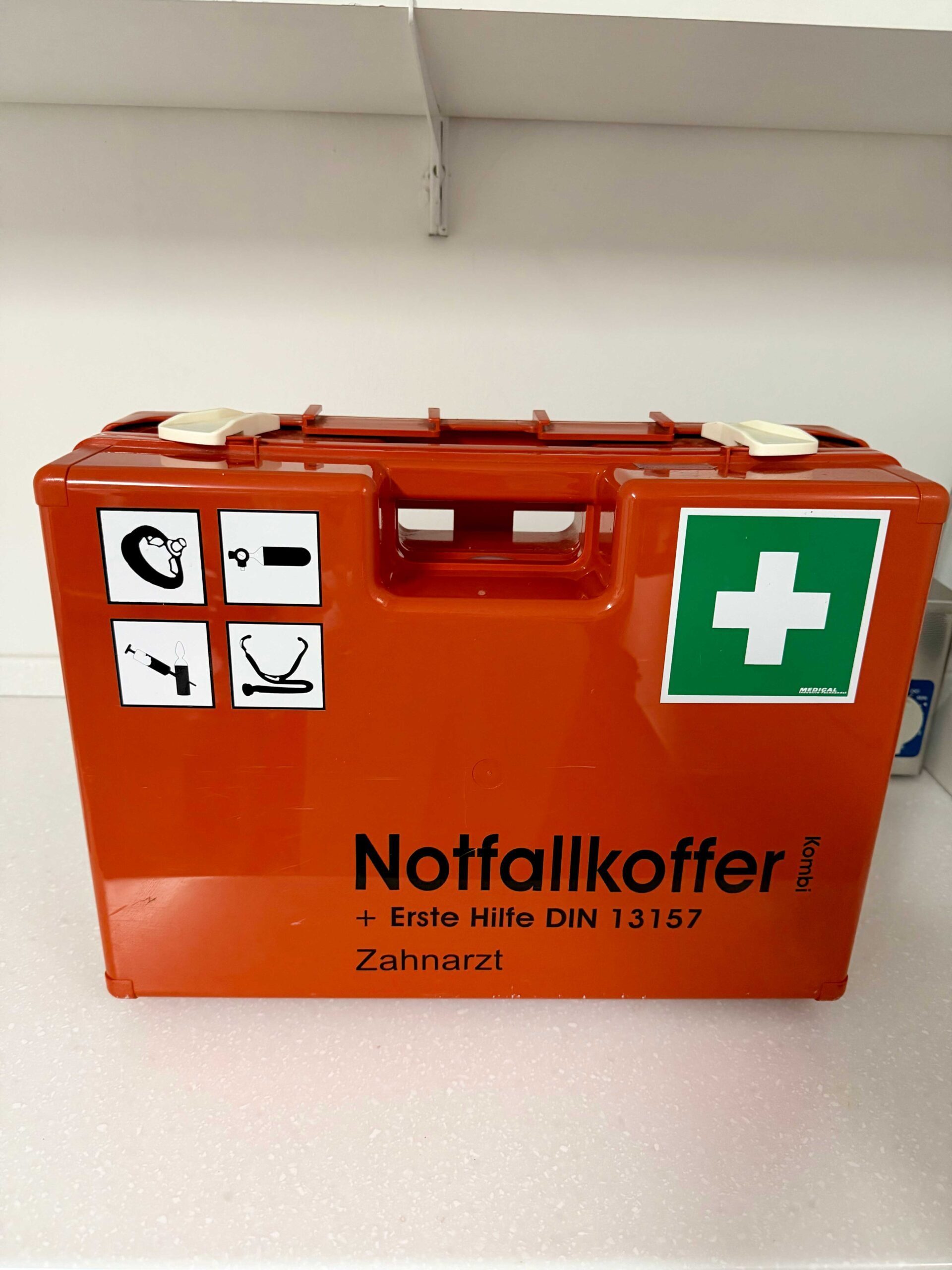 Notfallkoffer-Erste Hilfe DIN13157 Zahnarzt | 387196
