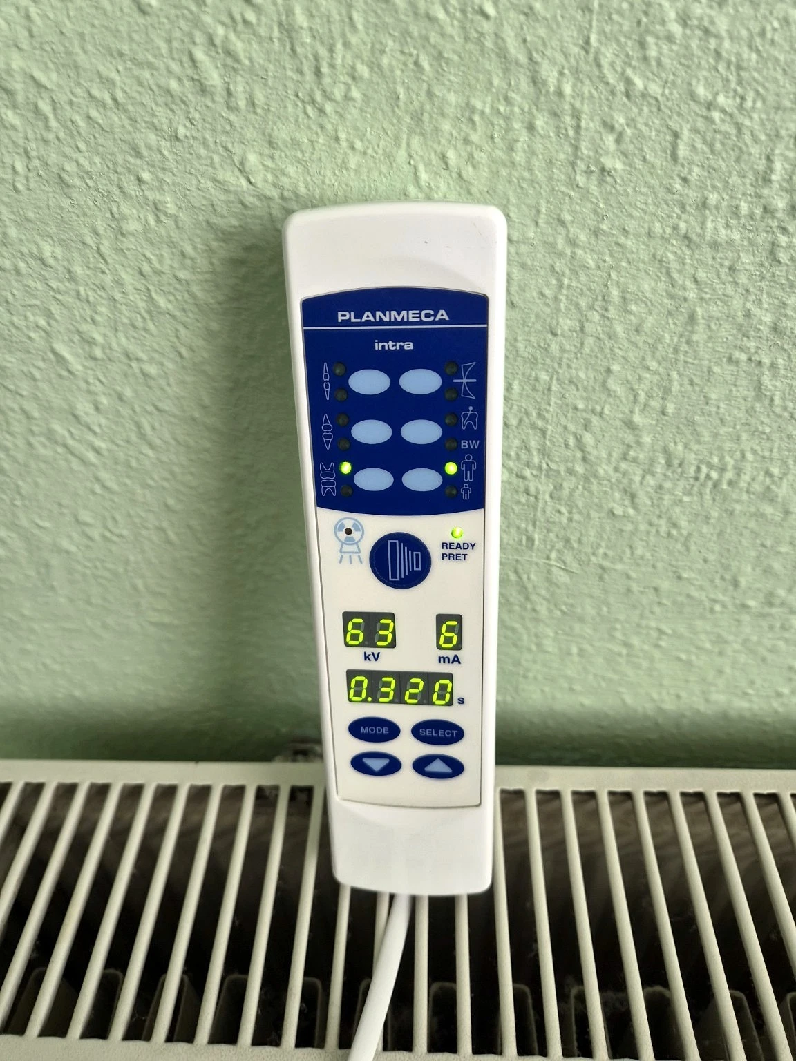 Planmeca ProX Intraoral-Röntgengerät – Baujahr 2013 – Wandmontage | 386153