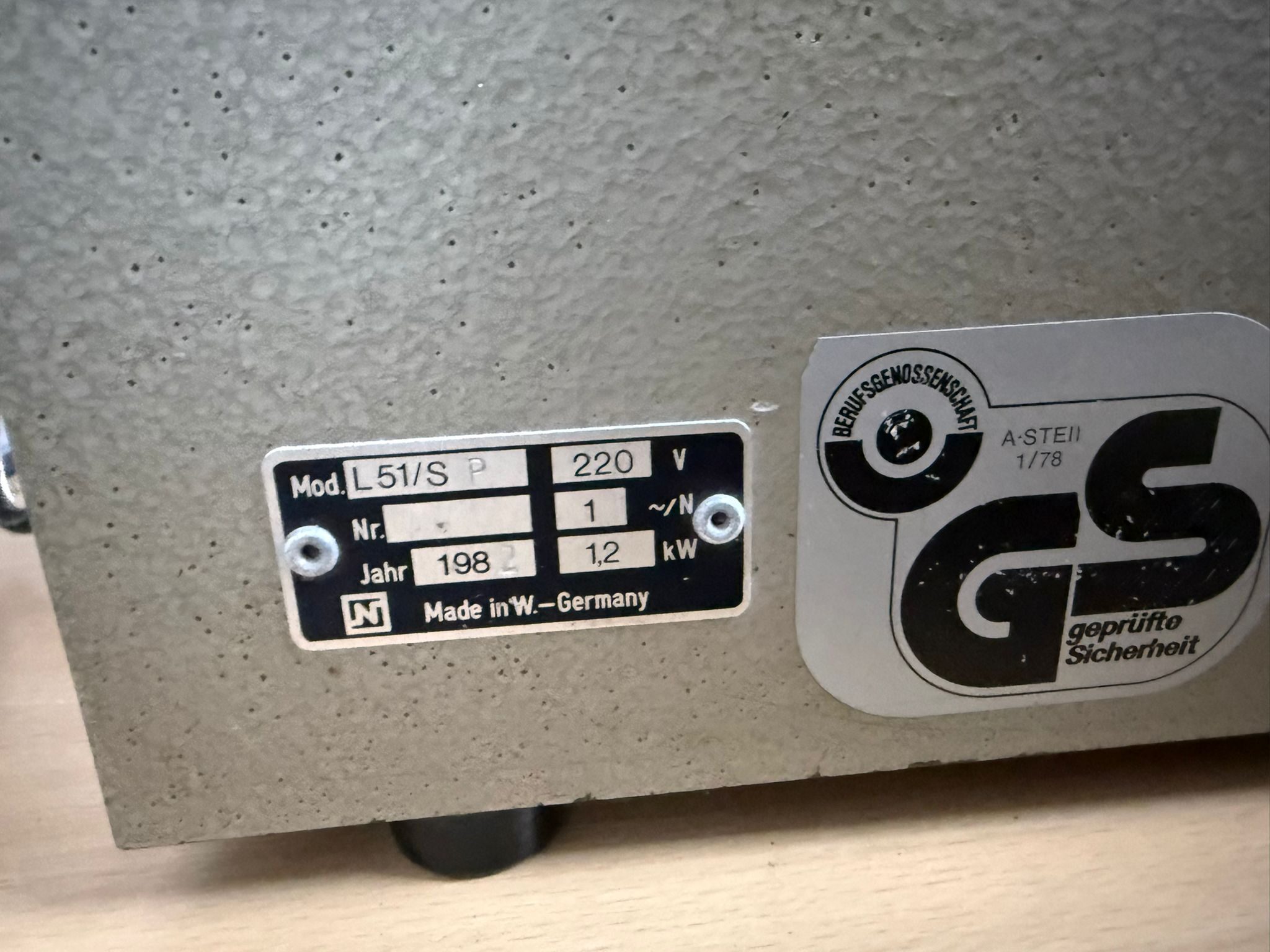 Naber L 51S P Laborofen Muffelofen Industrieofen 220V 1,2kW + Abluft | 387969