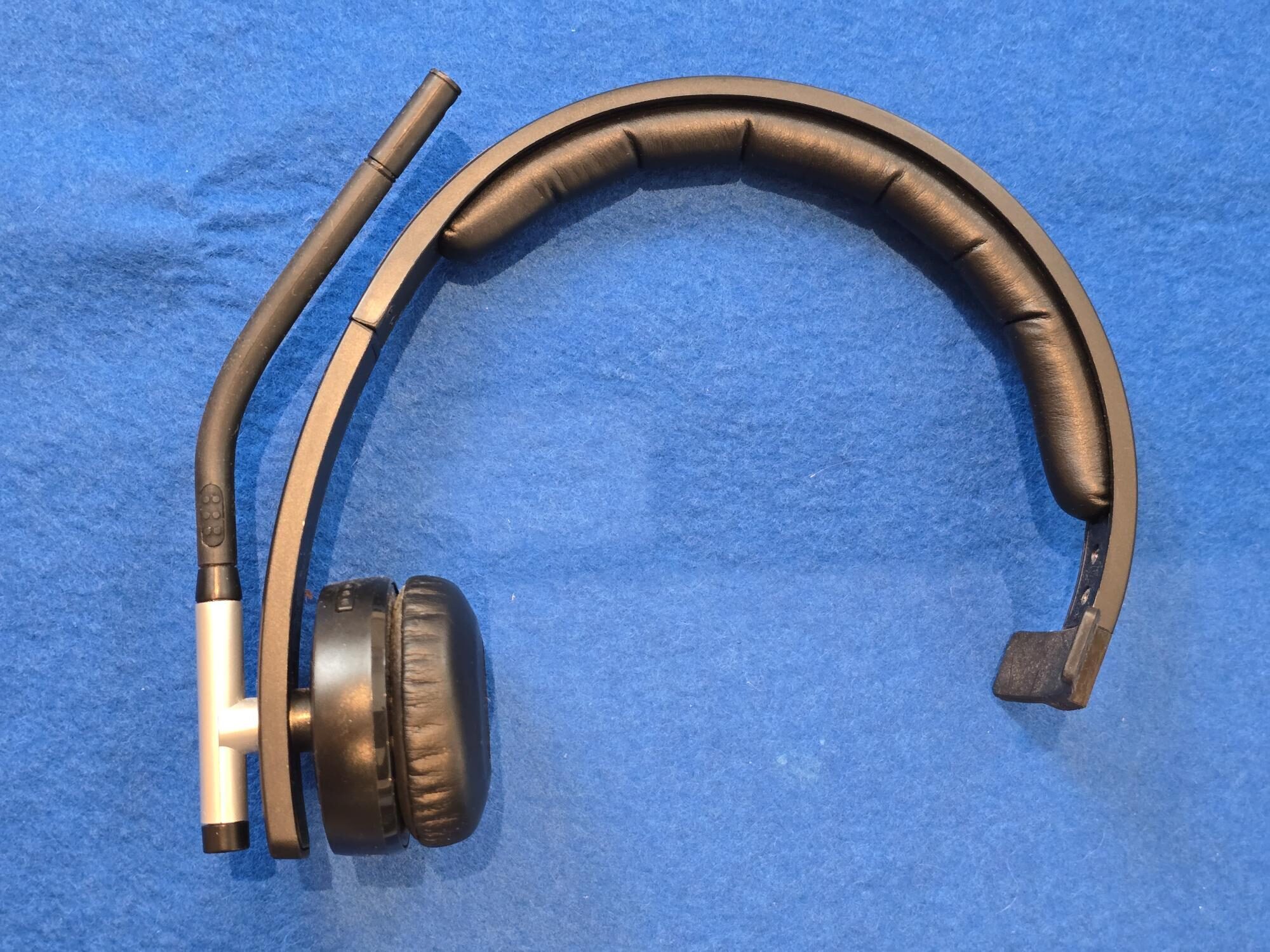 Florida Probe „VoiceWorks“ FP32” System mit Mikrofon-Headset für Stimm-Diktat der Sondierungswerte: Neu und komplett mit FloridaProbe-Software auf USB-Stick und USB-Lizenz-Dongel für Windows 10 und Windows 11 | 409634