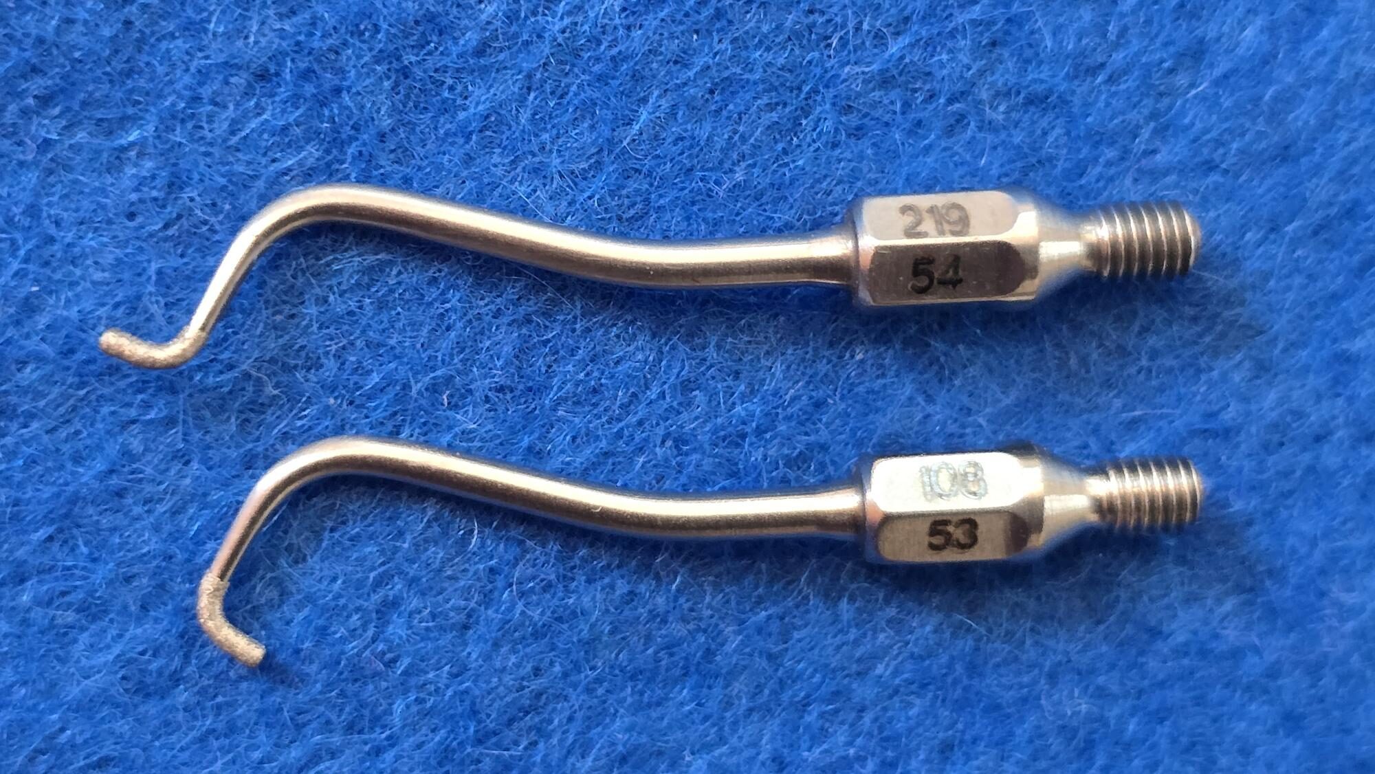 Approximal-Set nach KALLA von Hu-Friedy, Neu: Komplettes Kurs-Set mit 2 x KaVo SONICflex Approximal-Spitzen mesial & distal | 409796