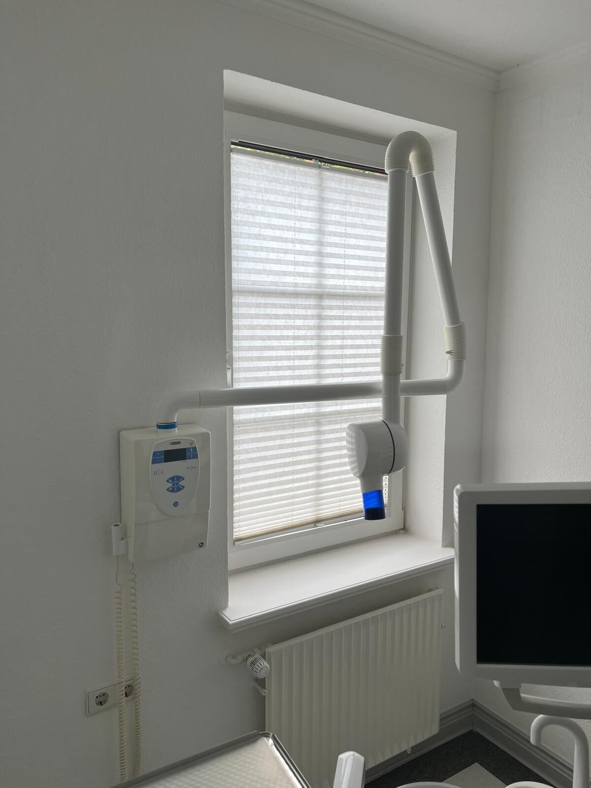 Sirona Heliodent Plus Röntgen intraoral Bj. 2014 60/70 kV | 389165