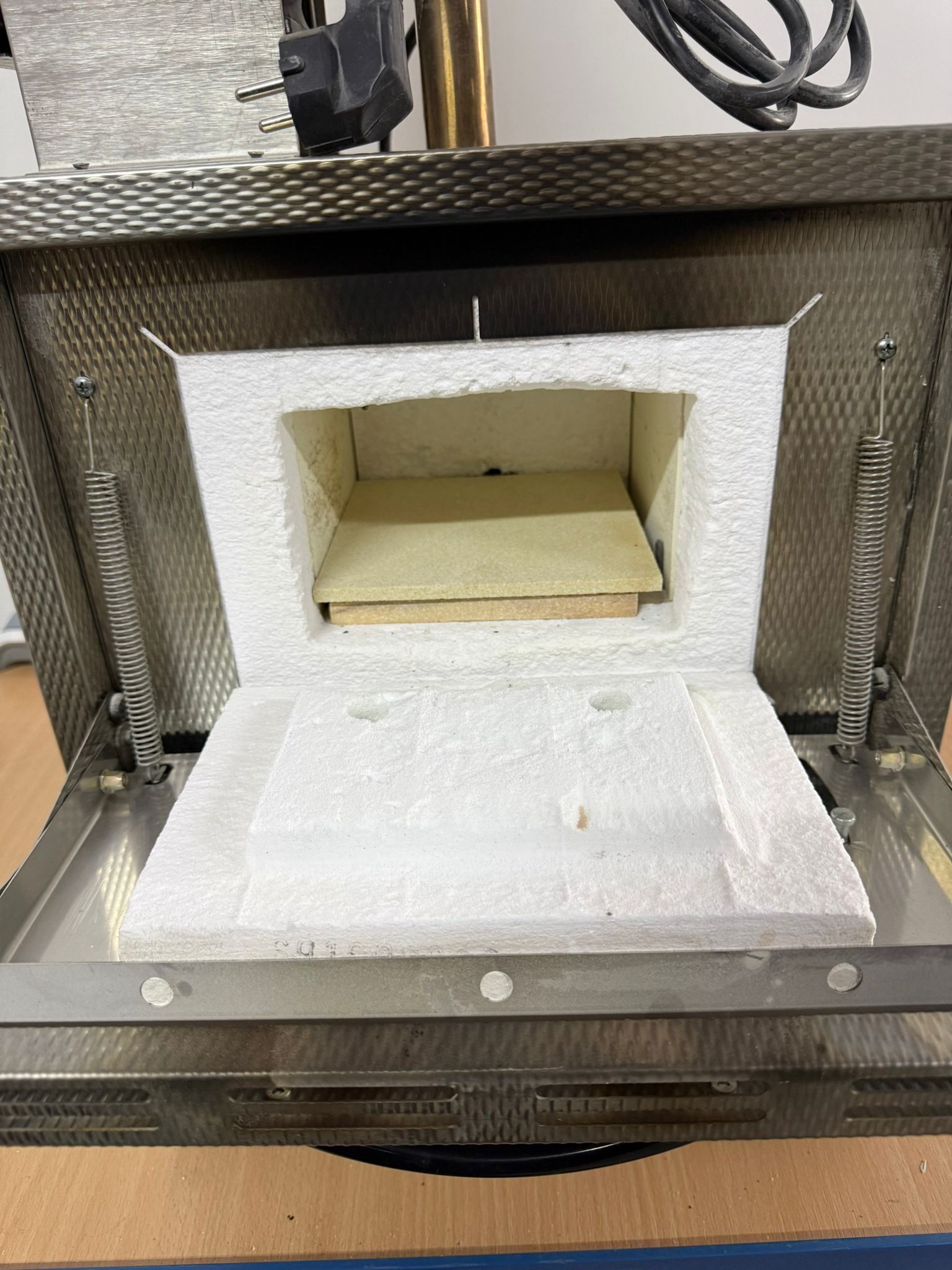 Nabertherm L3/11/P330 Laborofen Muffelofen 1100°C Controller P320 + Abluft | 387982