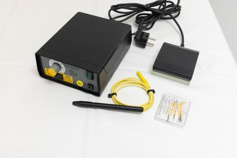 HF Surg Hochfrequenz-Elektrochirurgiegerät , wenig gebraucht | 410459