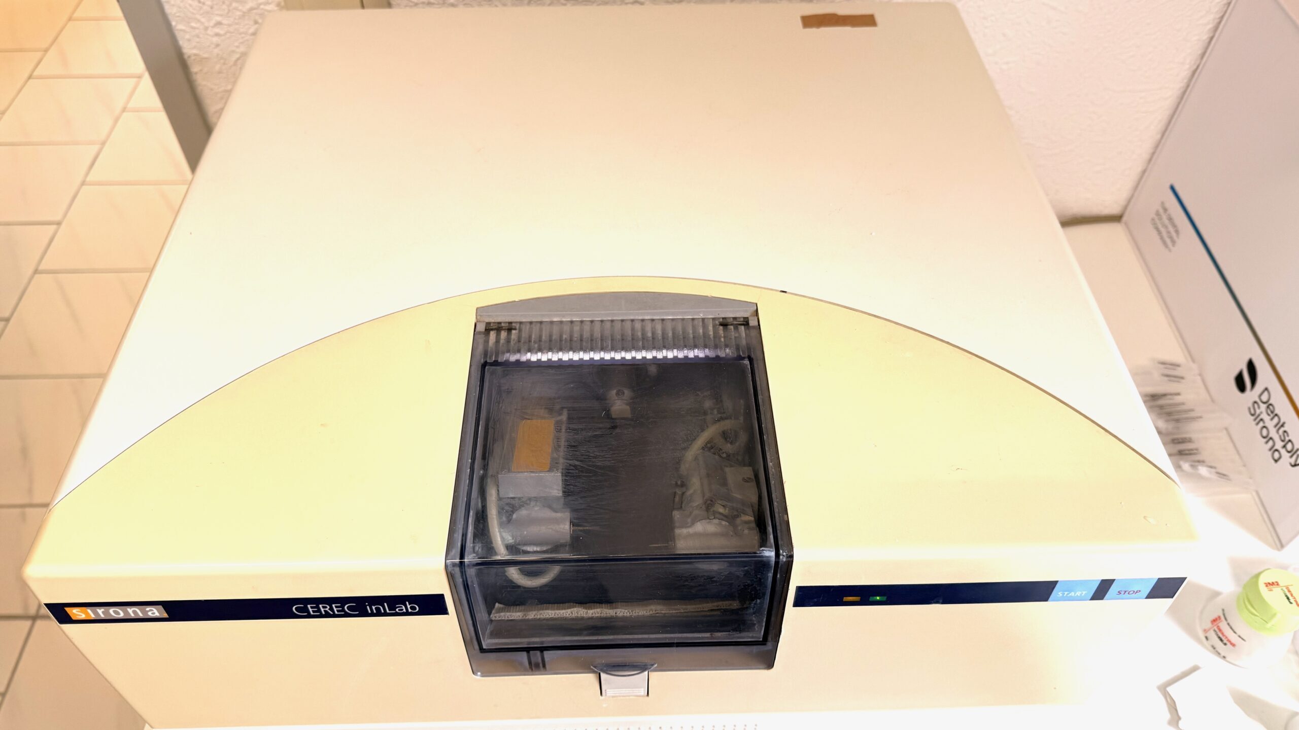 Sirona Cad/Cam inLab 3 Schleifeinheit mit InEos Scanner mit Kalibrierset | 387807