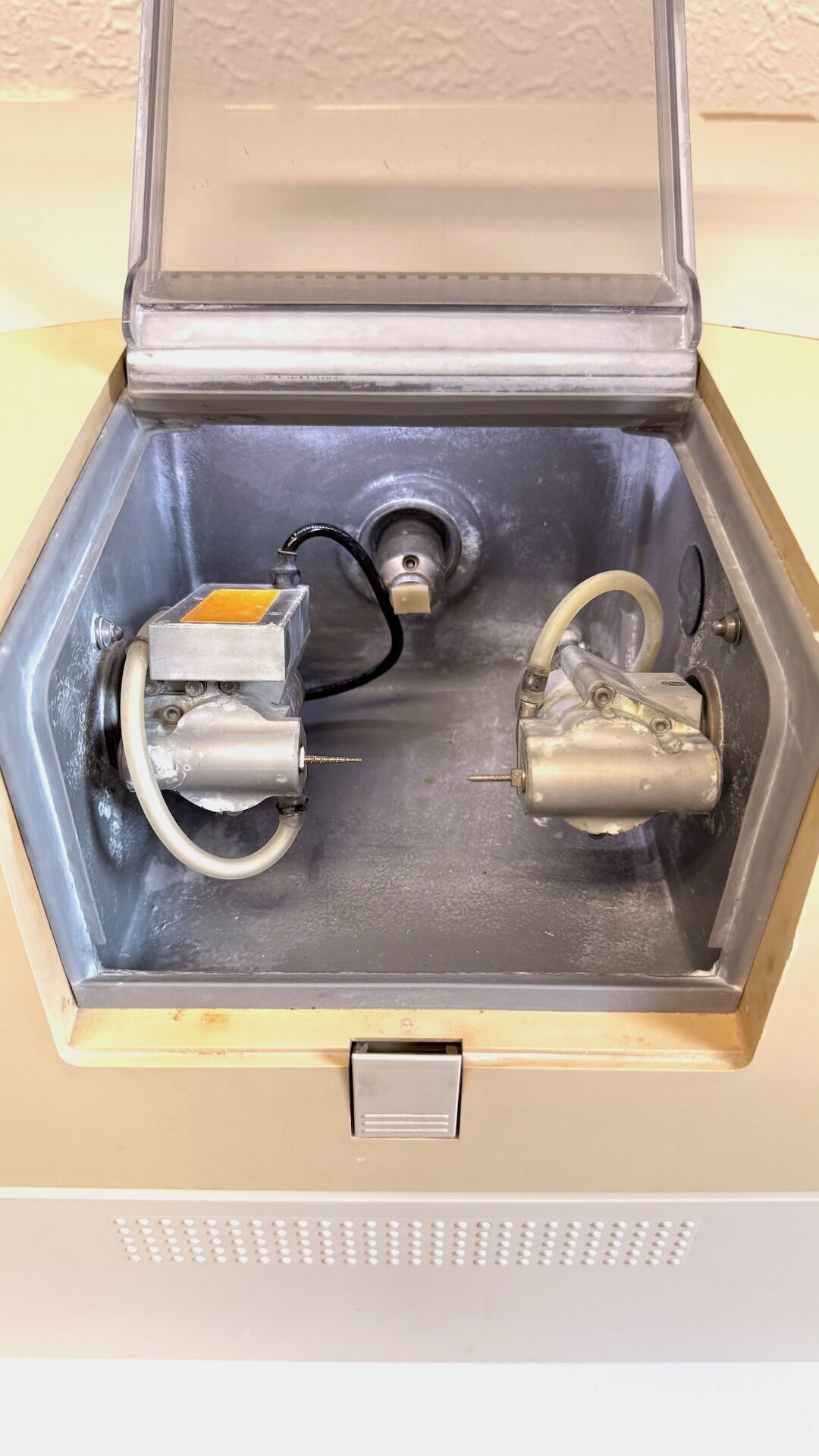 Sirona Cad/Cam inLab 3 Schleifeinheit mit InEos Scanner mit Kalibrierset | 387829