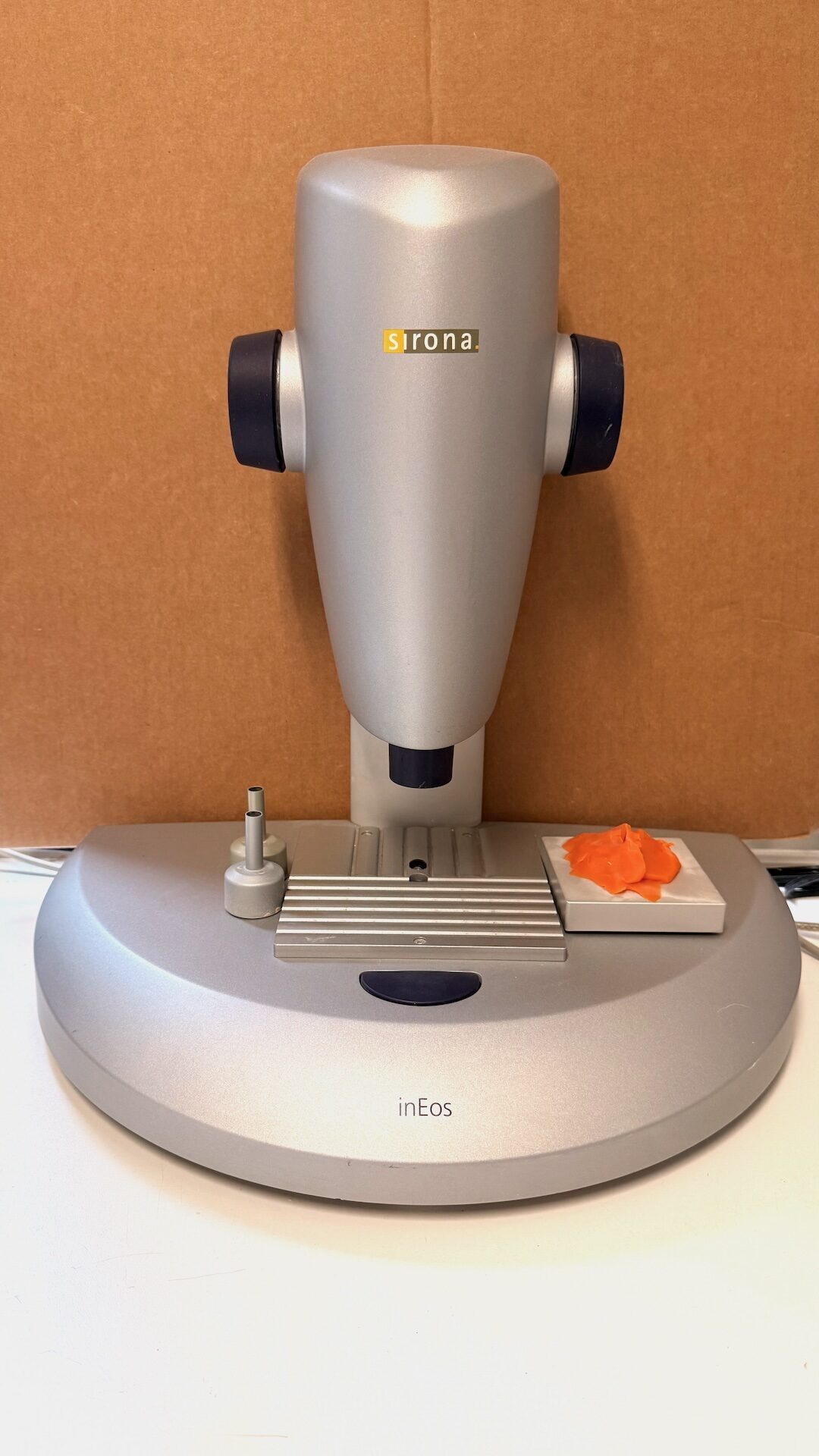 Sirona Cad/Cam inLab 3 Schleifeinheit mit InEos Scanner mit Kalibrierset | 387827