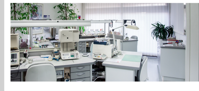 Dental – Labor mit 7 Arbeitsplätzen, mit kompleter Einrichtung/Geräten als GmbH zu verkaufen | 388297