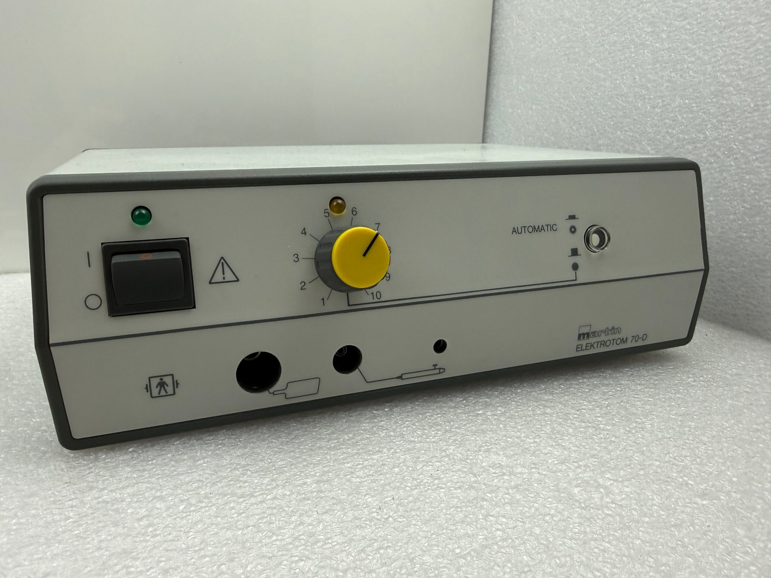 KLS Martin Elektrotom 70-D HF-Chirurgie Set + 8 Elektroden + Ständer Berchtold | 388597
