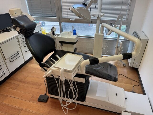 Zahnarztstuhl / Prophylaxeeinheit Siemens Sirona E | 388643