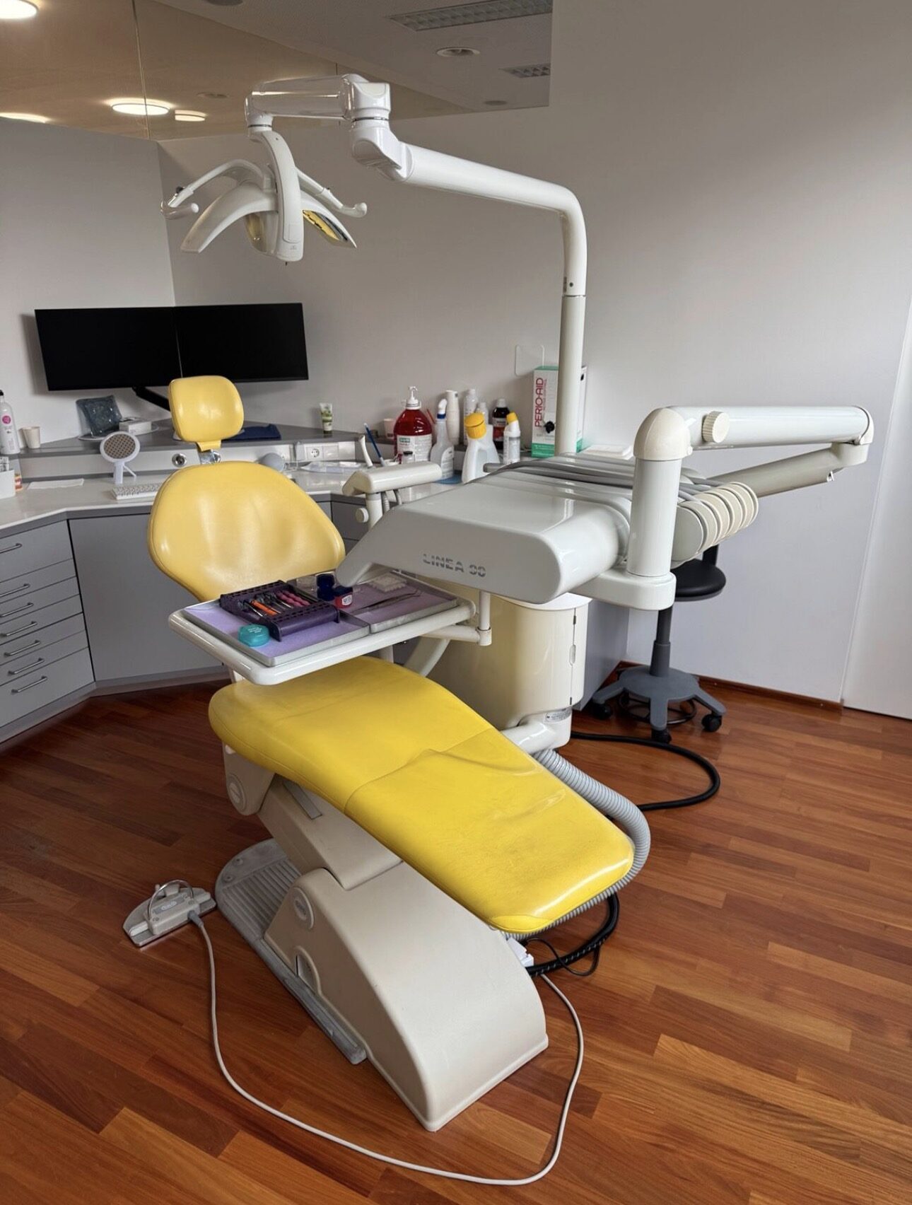 3x Zahnarztstuhl / Behandlungseinheit OMS | 410439
